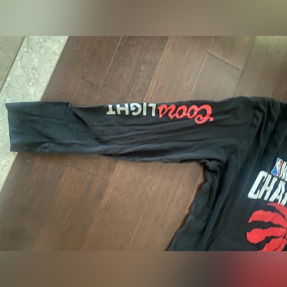 NBA 2019 champs T-shirt - Picture 4 of 6